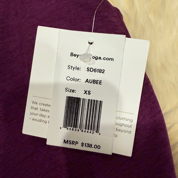 Beyond Yoga Purple Activewear - Picture 4 of 4